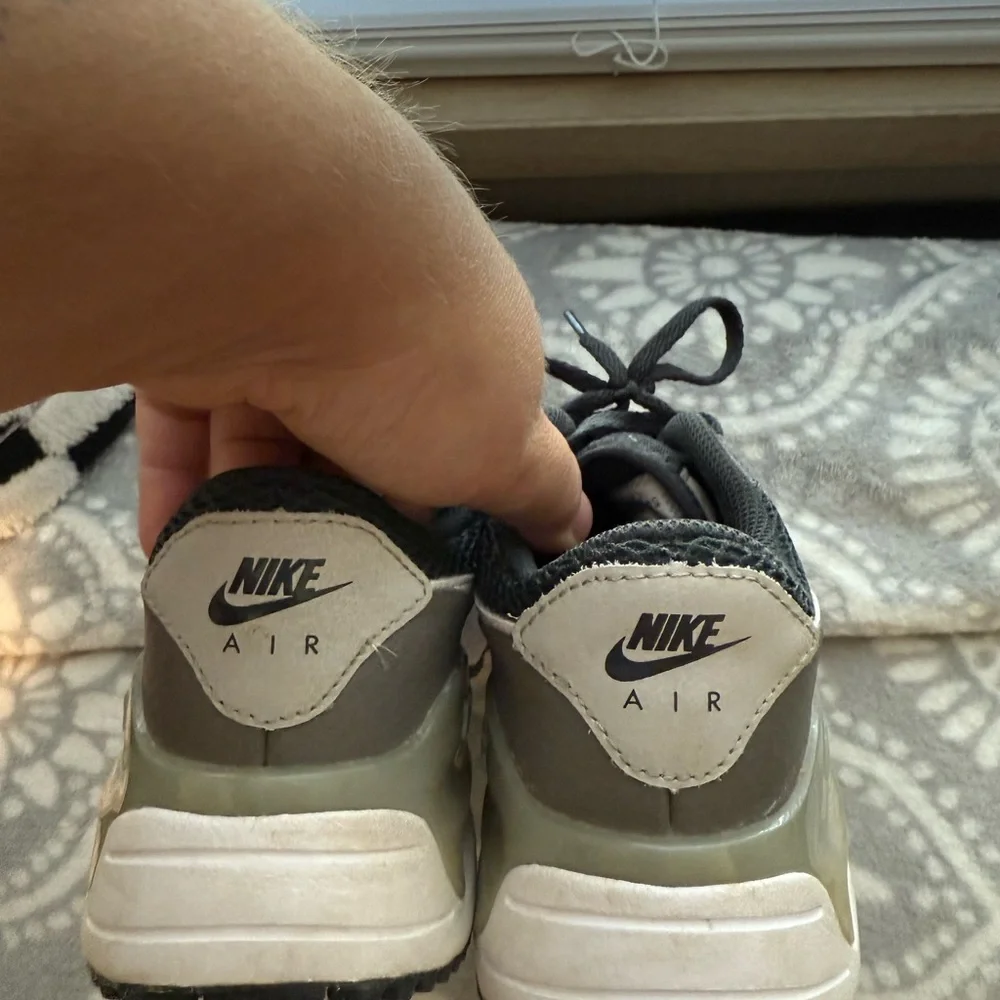 Nike Air Max Kids Sneakers Black and Gray - Picture 3 of 6